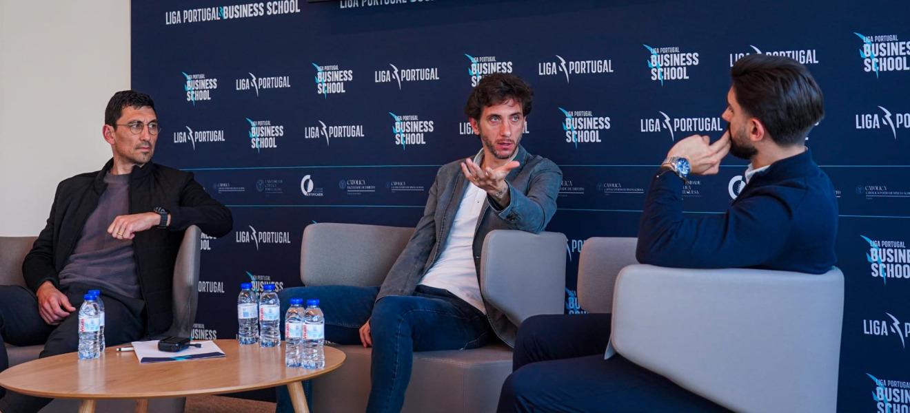 Conferência “Futebol Profissional na Europa” na Optativa