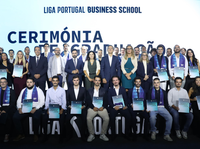 Liga Portugal Business School entrega diplomas das Pós-Graduações