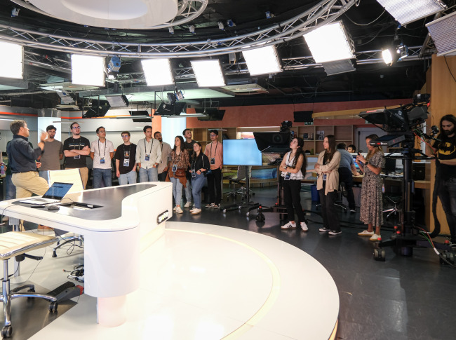 Pós-Graduação em Comunicação no Futebol Profissional visitou a Sport TV