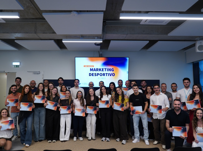 Diplomas entregues aos alunos do Curso Executivo de Marketing Desportivo