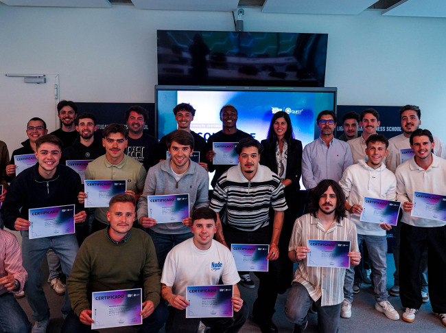 Alunos de Scouting e Análise de Jogo no Futebol Profissional recebem certificados