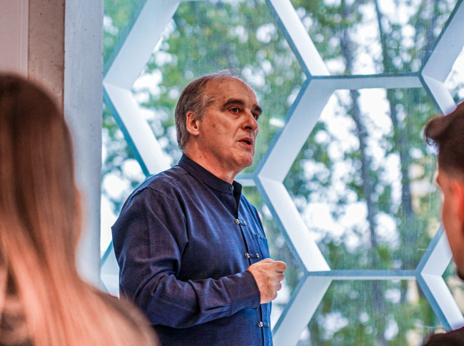 António Manuel Fonseca leciona sessão sobre Gestão de Sociedades Desportivas