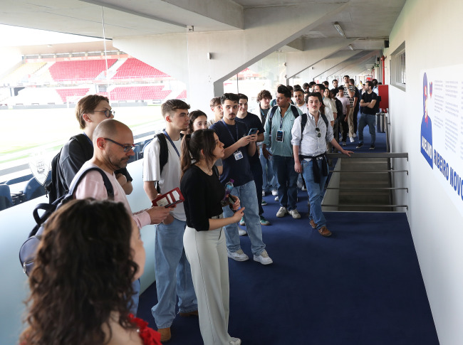 Alunos da Pós-Graduação em Comunicação em jornada imersiva