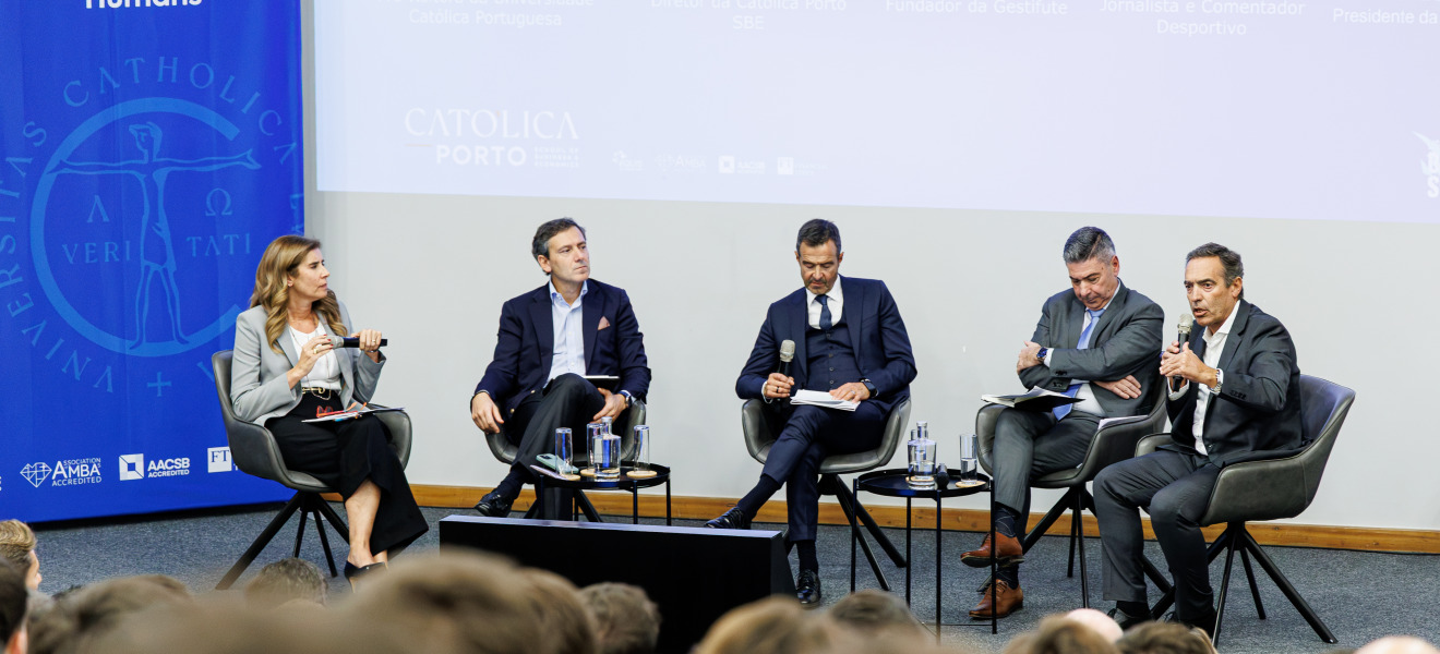 “Este MBA é um excelente exemplo  na preparação dos quadros do futebol”